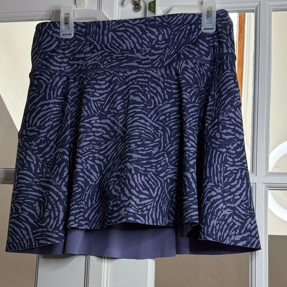 Athleta Navy/Dark Purple Patterned Skort